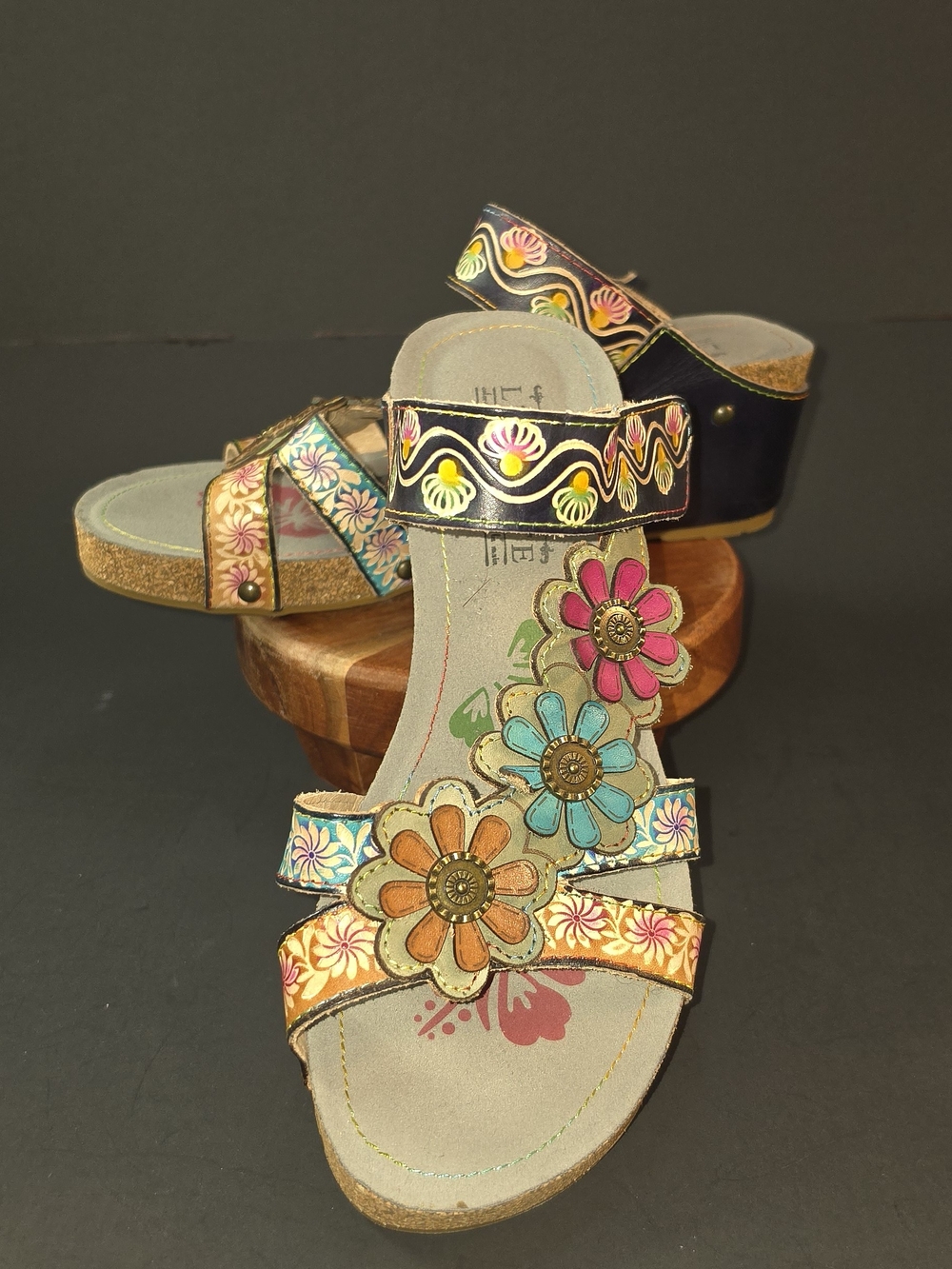 L'Artiste Delight By Spring Step Floral Multi-Color Women’s Sandals Size 9.5